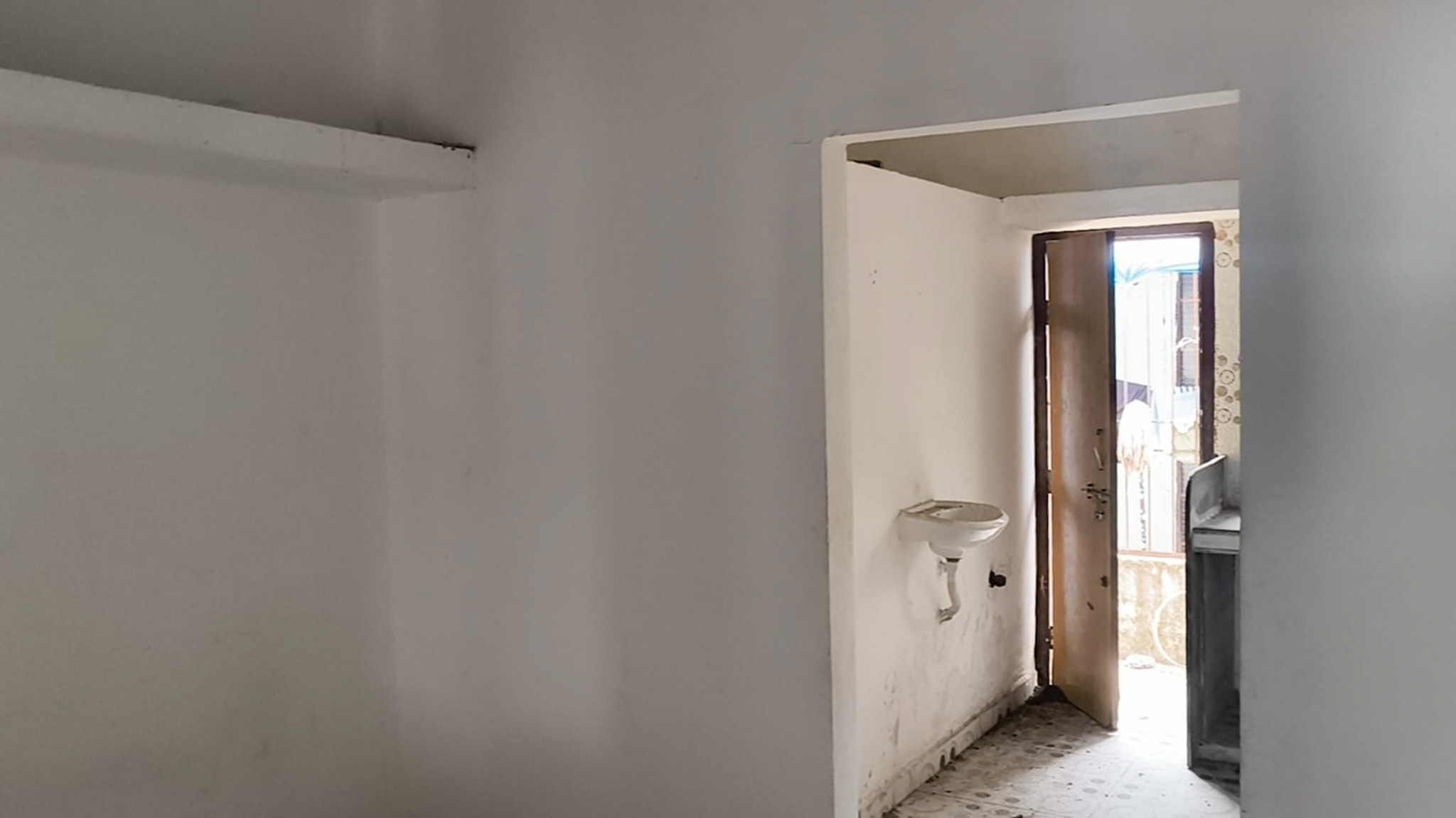 Individual House for Sale in Plot No-173, "Vrundavan Park", Moje -Tundi, Tal-Palsana, Kareli, Surat-394310. Area-40.18 sqmt, Surat — photo 3