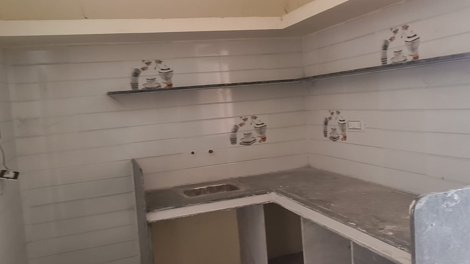 Individual House for Sale in Plot no-9 in "Aradhana Sky Park-3", Dastan- Kareli Road, Moje- Kareli, Tal-Palsana, Surat, Sayan — photo 2