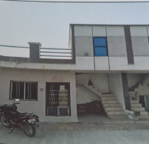 Individual House for Sale in KAMREJ SURAT, Surat — photo 1