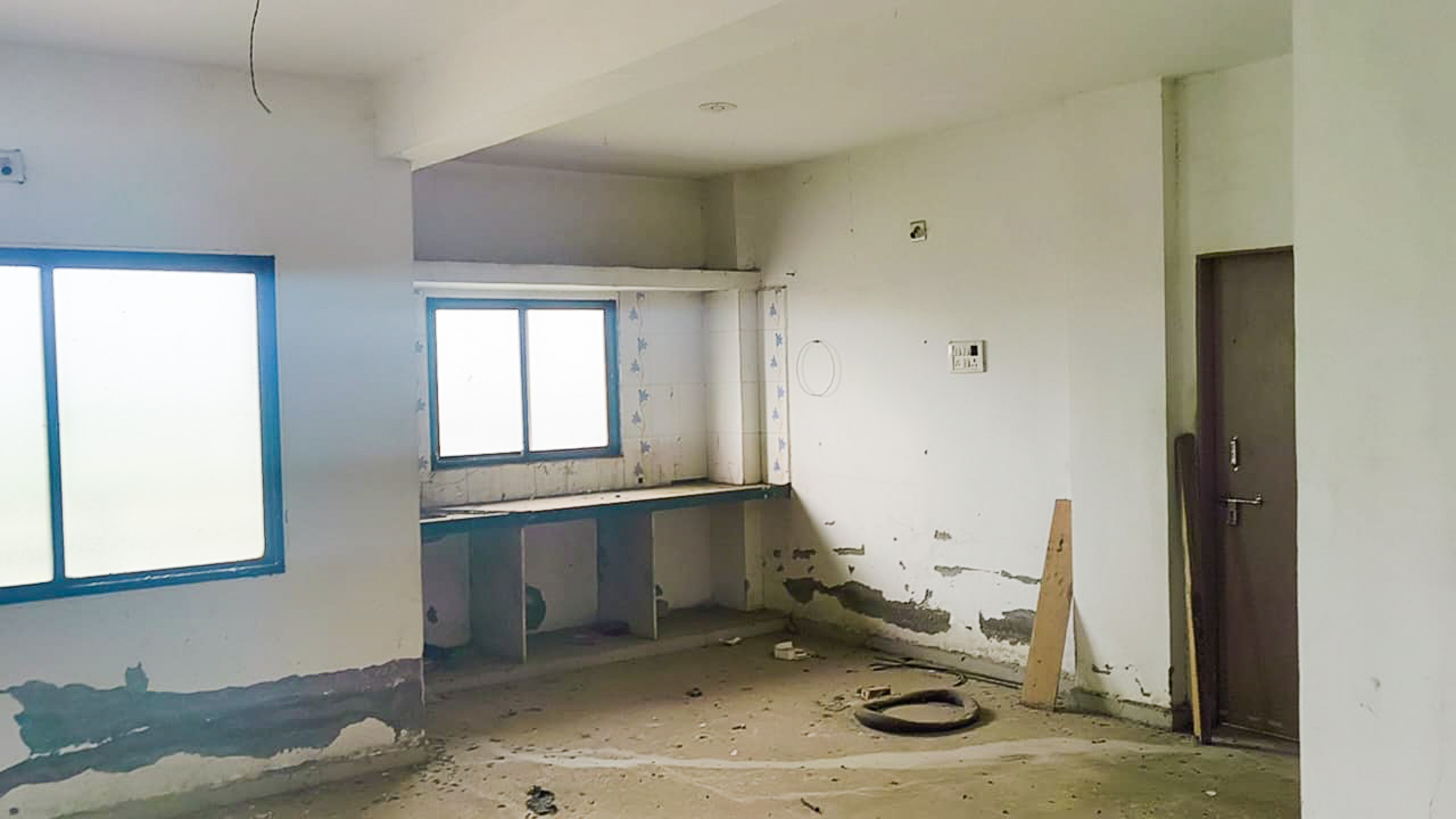 Flat for Sale in UMRA SURAT, Sayan — photo 1