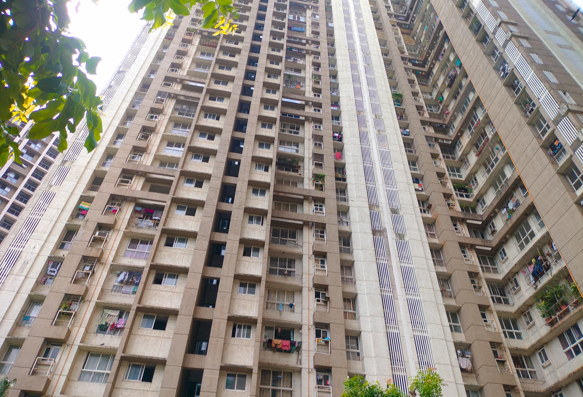 Flat for Sale in KOLSHET, THANE WEST, Thane — photo 1