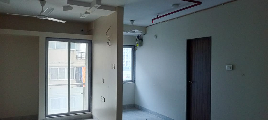 Flat for Sale in Platinum Tower-7, Casa Divine Tirupati CHSL, Near D N Nagar Metro Station, Mumbai — photo 2