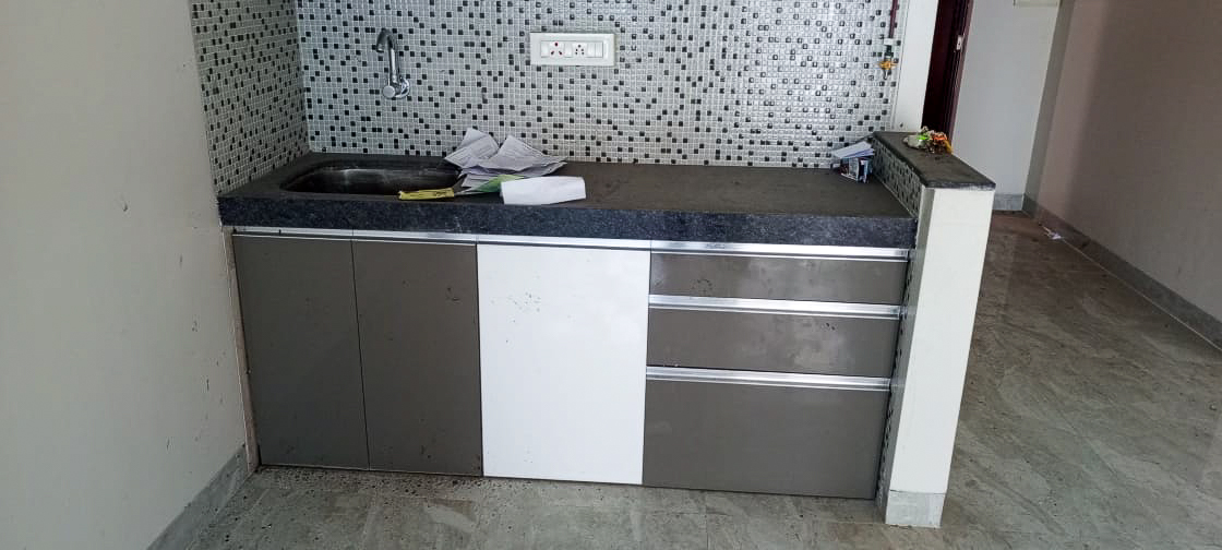 Flat for Sale in Platinum Tower-7, Casa Divine Tirupati CHSL, Near D N Nagar Metro Station, Mumbai — photo 5