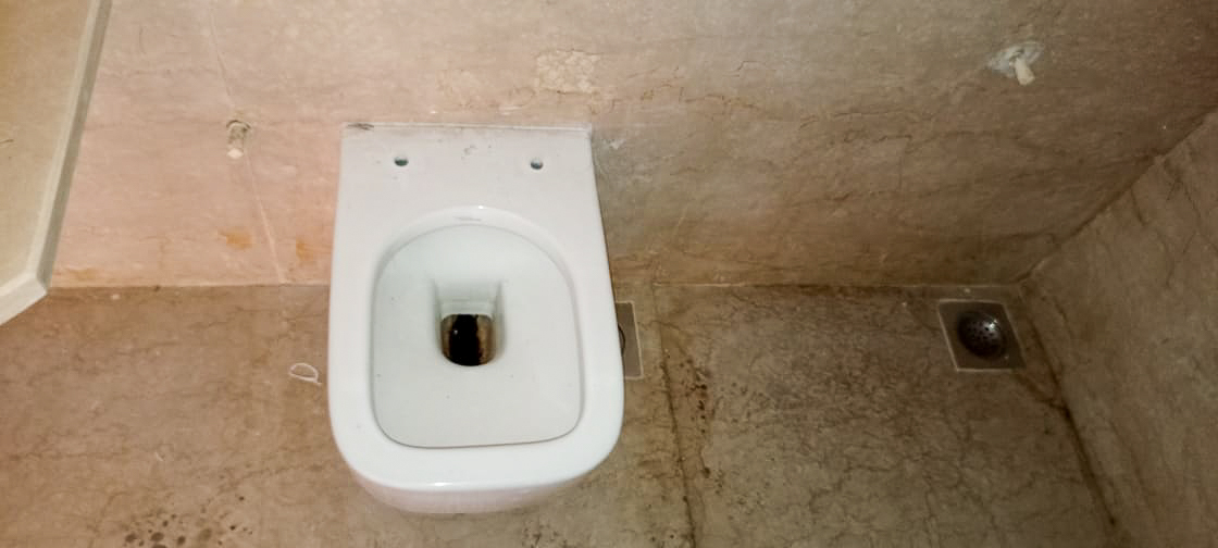2 BHK Flat for Sale in PLATIMUM LIFE B WING, Near D N Nagar Metro Station, Mumbai — photo 7