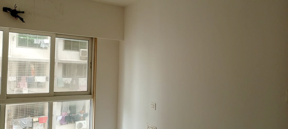 2 BHK Flat for Sale in PLATIMUM LIFE B WING, Near D N Nagar Metro Station, Mumbai — photo 10