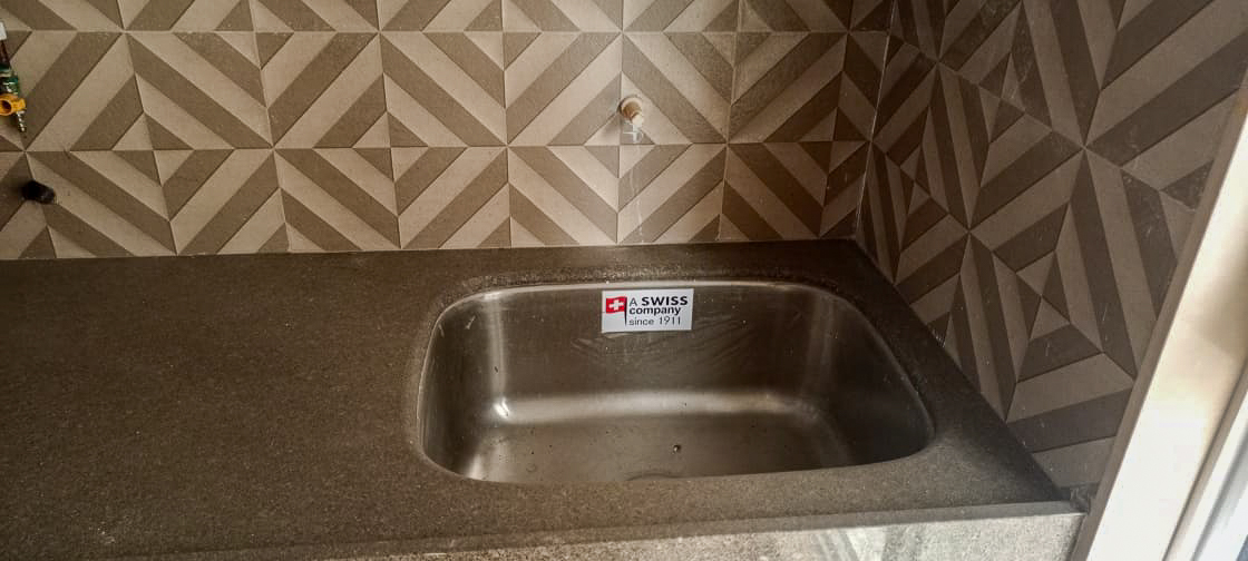 2 BHK Flat for Sale in PLATIMUM LIFE B WING, Near D N Nagar Metro Station, Mumbai — photo 19