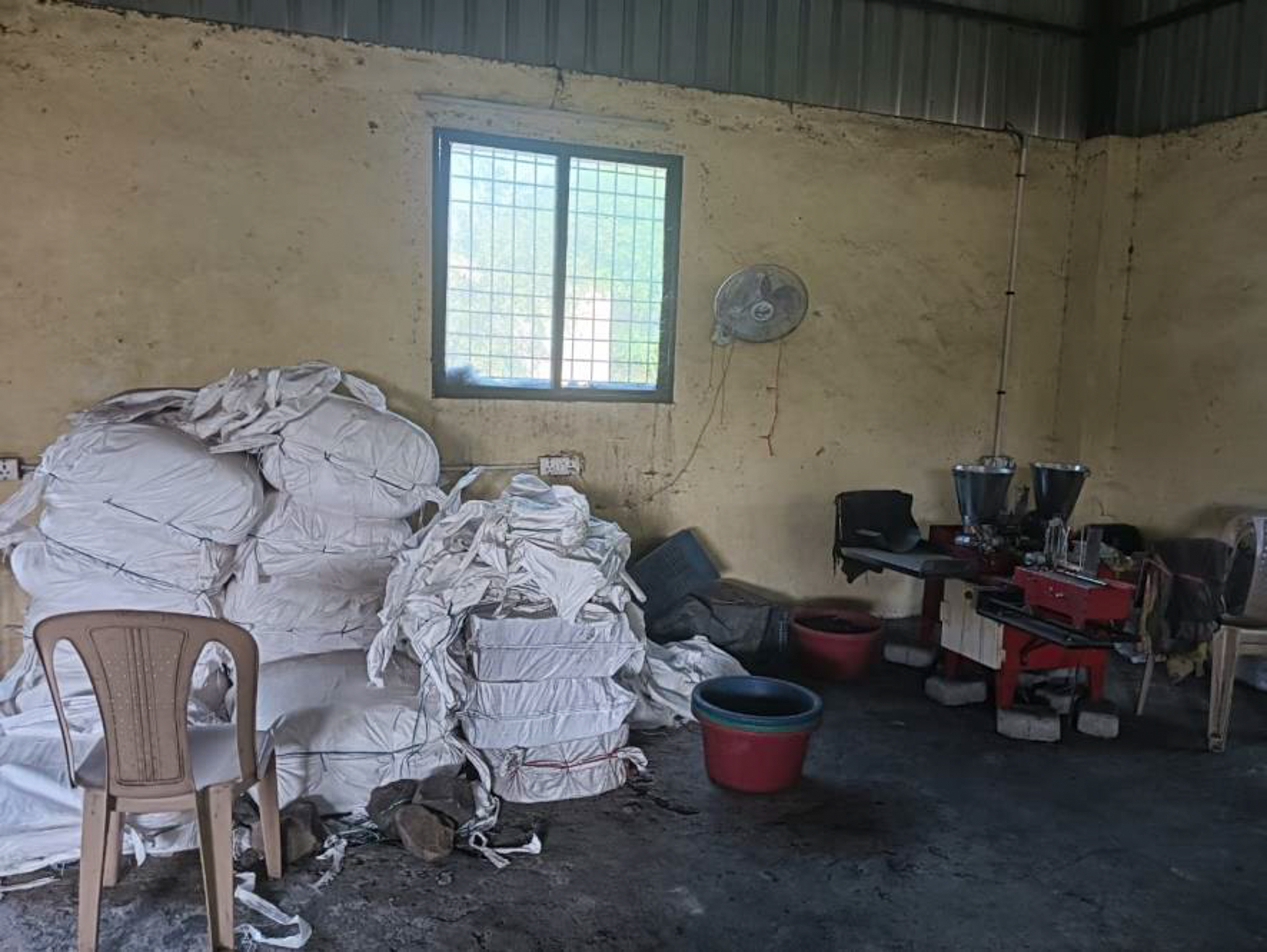 INDUSTRIAL UNIT WITH PLOT SHED & MACHIENRY for Sale in Umred — photo 2