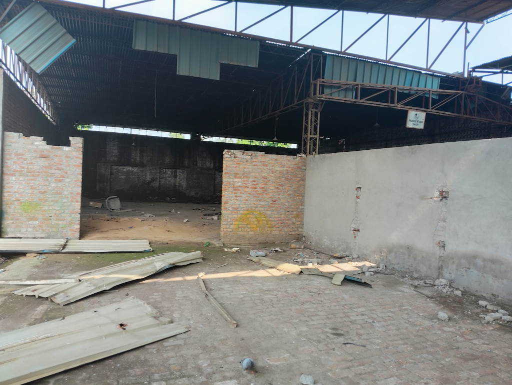 Industrial Plot with Factory Building for Sale in Goraya — photo 25