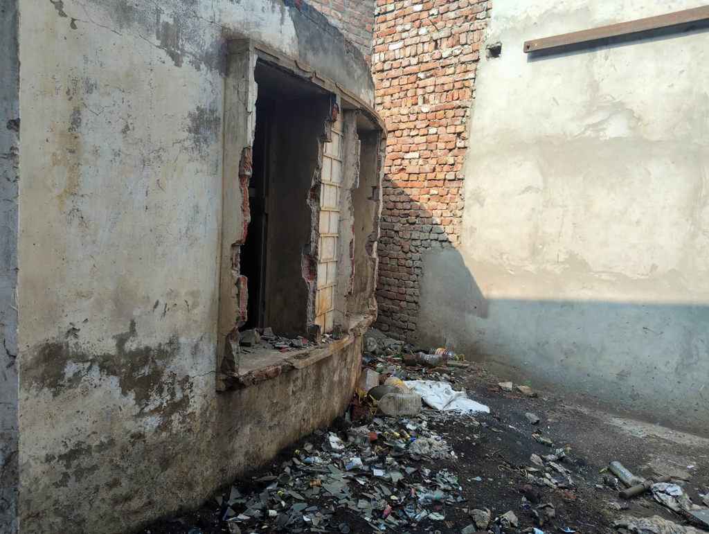 Industrial Plot with Factory Building for Sale in Goraya — photo 51