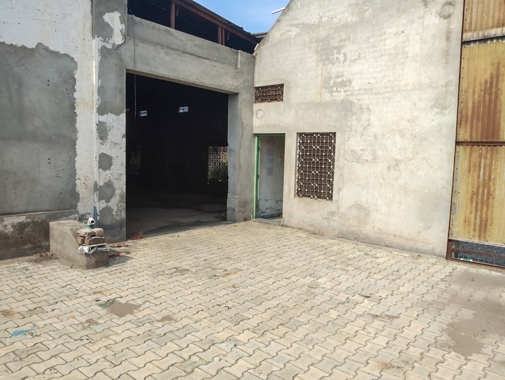 Industrial Plot with Factory Building for Sale in Goraya — photo 37