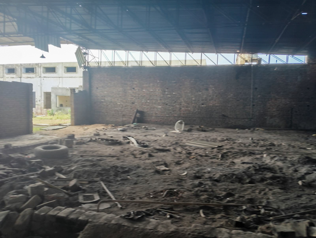 Industrial Plot with Factory Building for Sale in Goraya — photo 5
