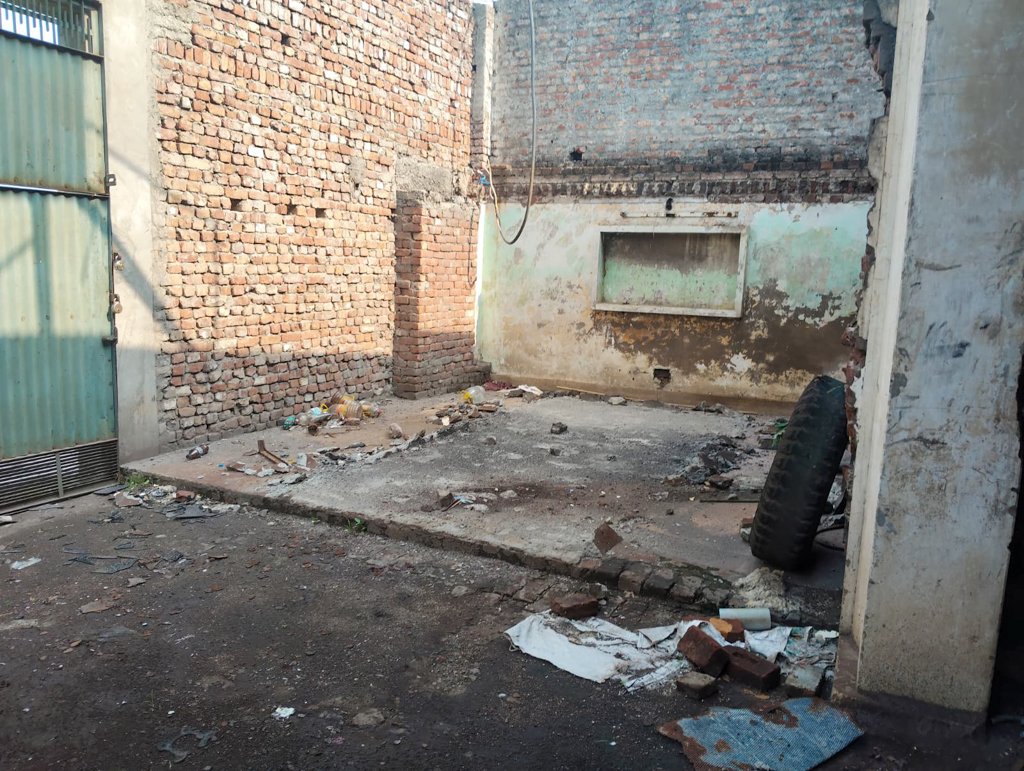 Industrial Plot with Factory Building for Sale in Goraya — photo 15