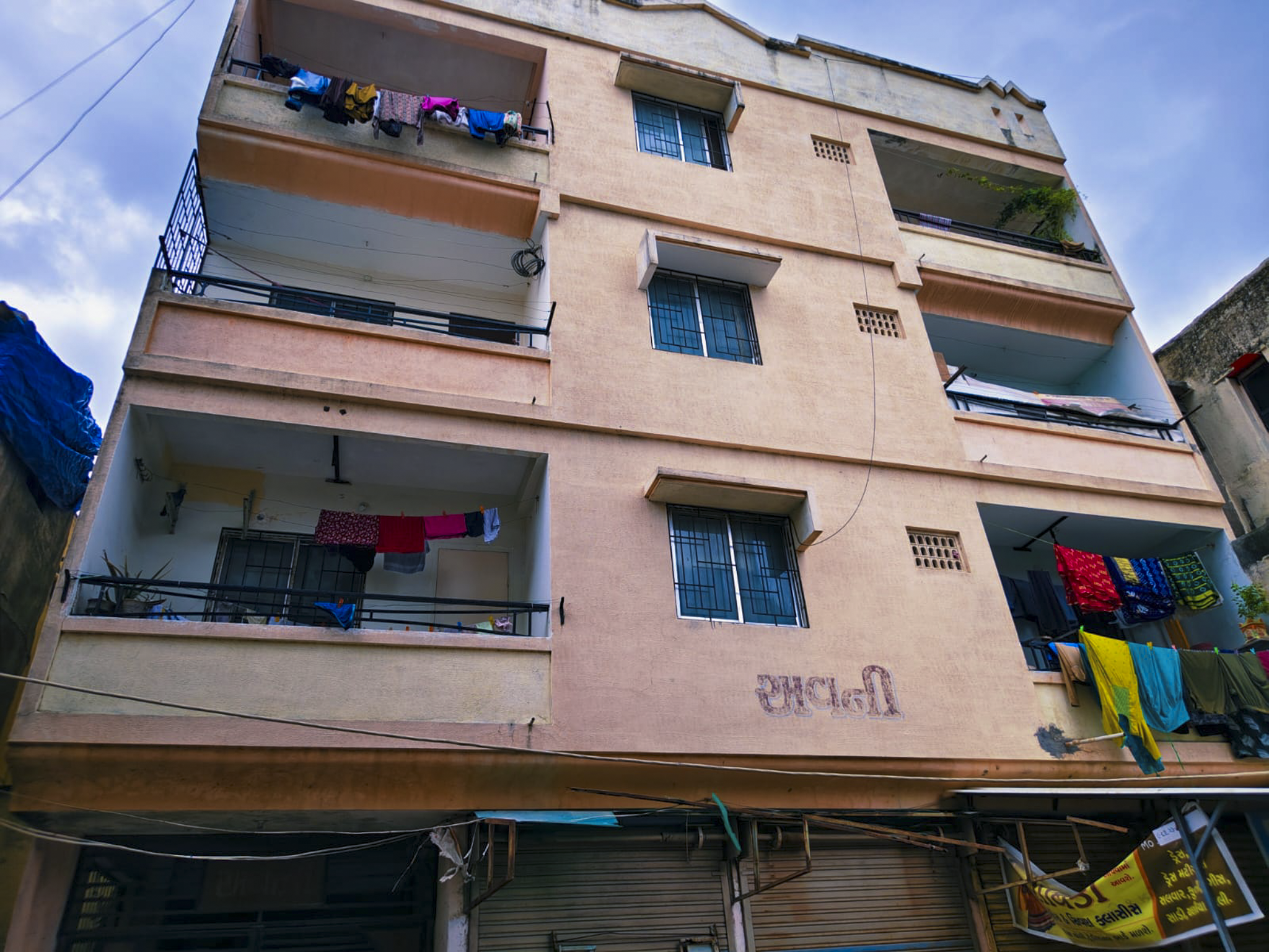 Flat for Sale in JUNAGADH, Junagadh — photo 3