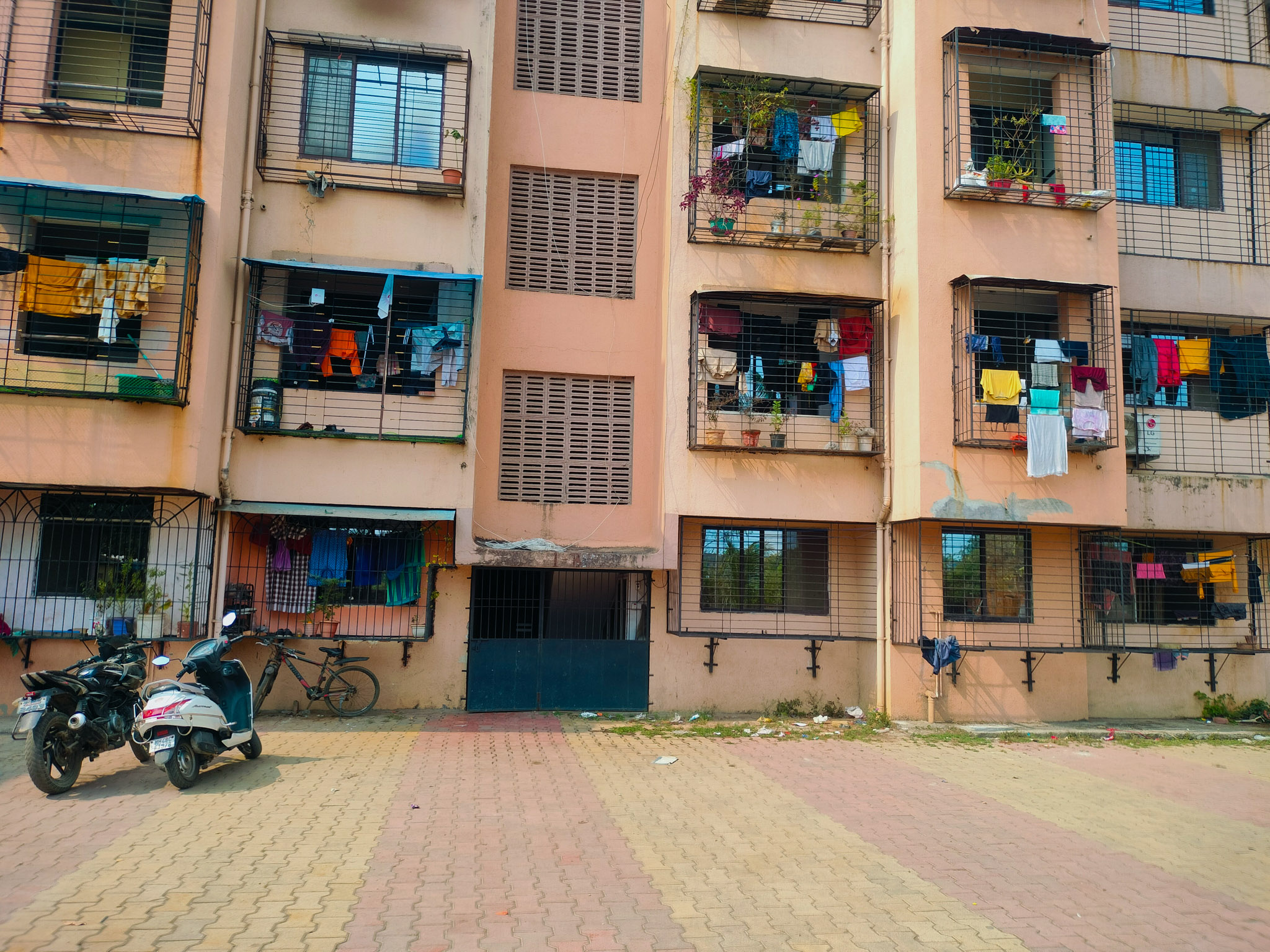 Flat for Sale in Boisar — photo 1