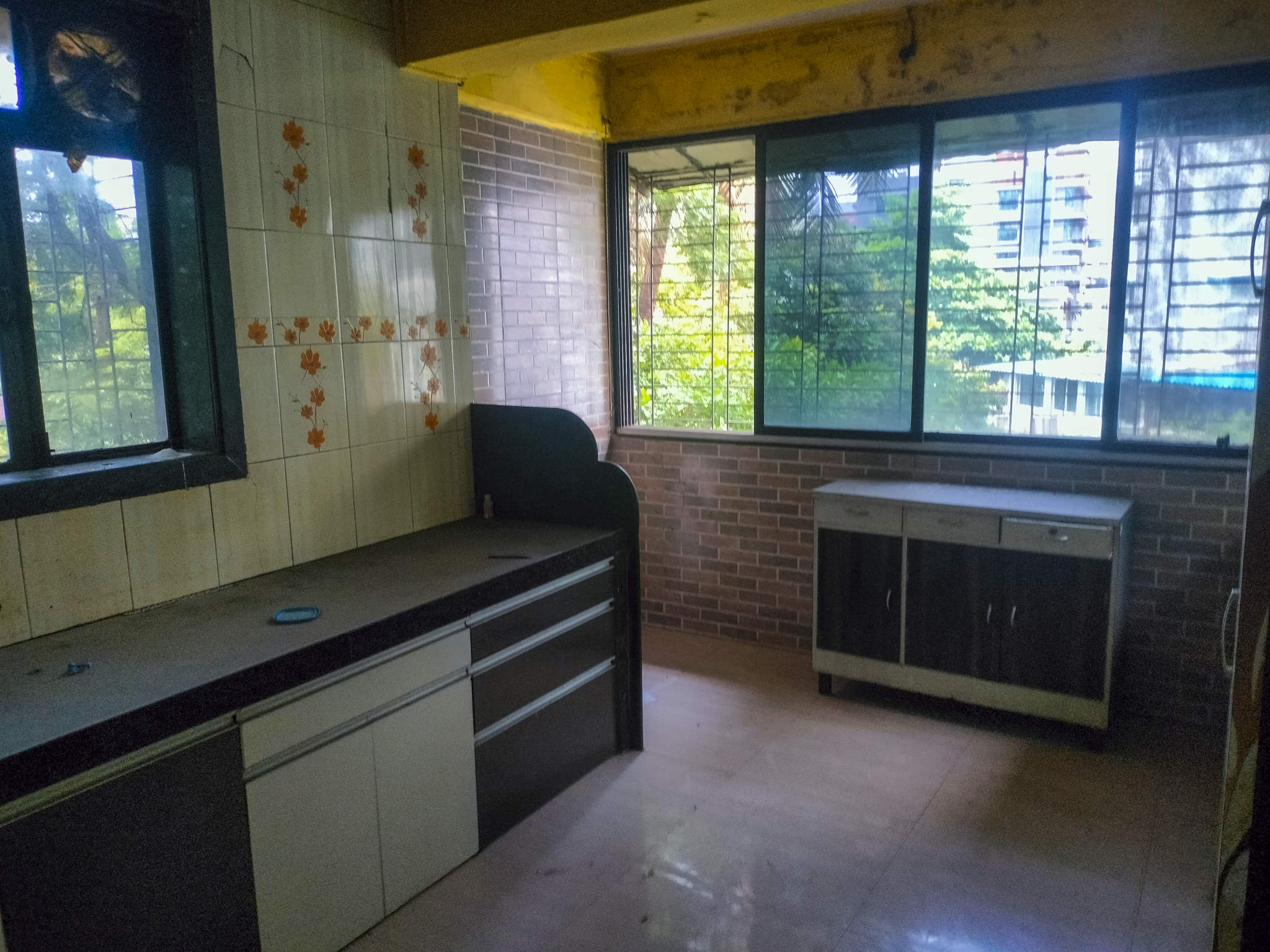Flat for Sale in Laxmi Narayan Co-operative Housing Society Ltd, THANE, Thane — photo 14