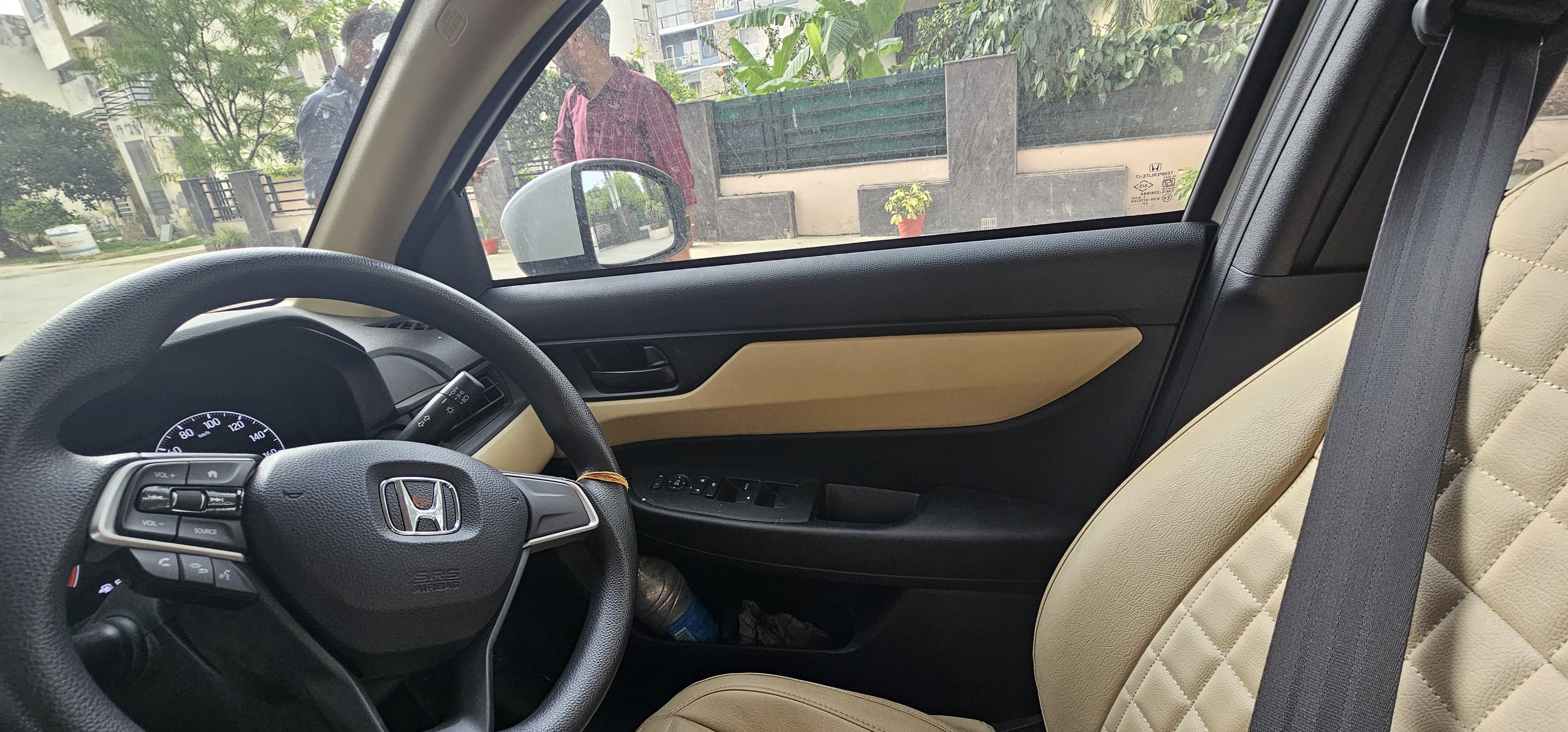 Honda Amaze 3RD Gen V MT for Sale in 209, Aadrash Gram, Rishikesh, Dehradun, Uttrakhand-249201, Dehradun — photo 5