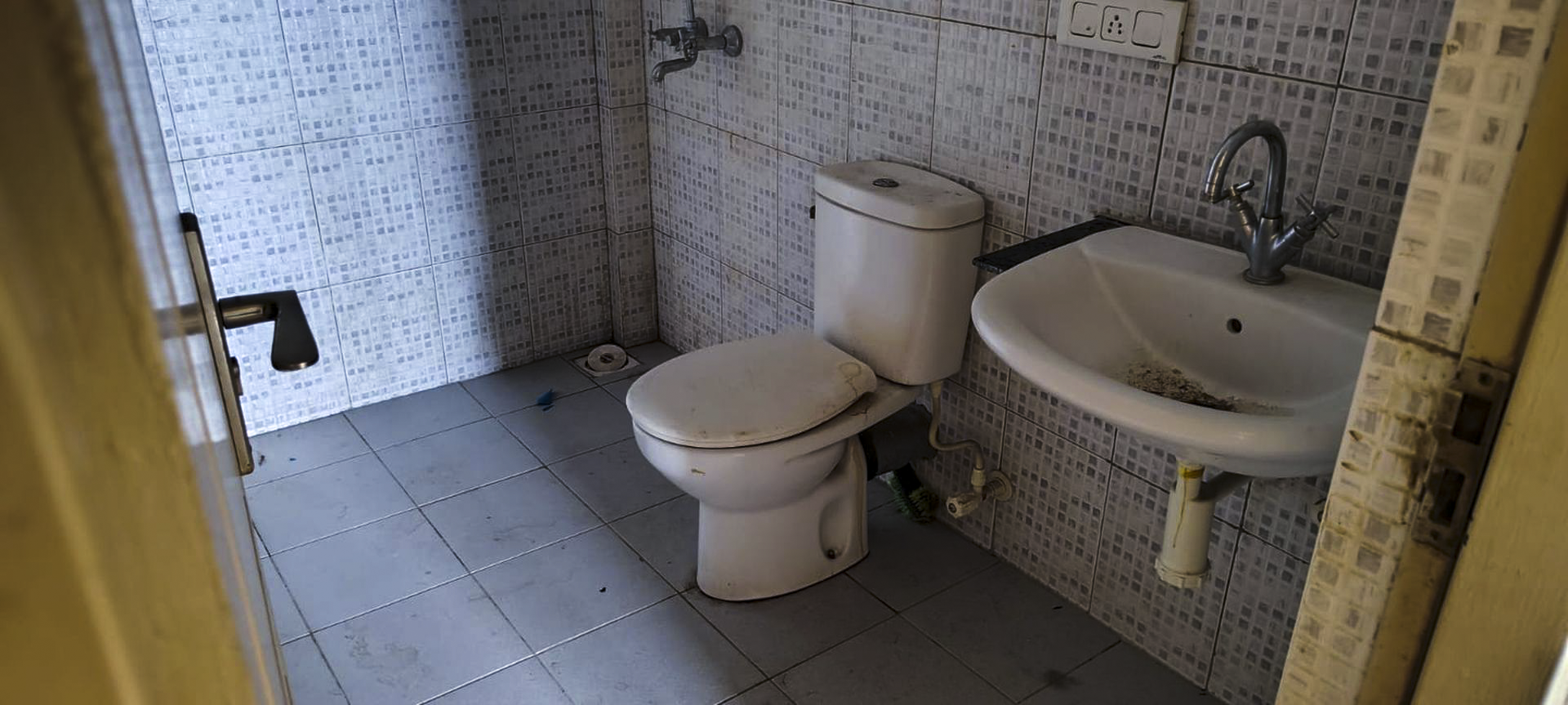 3 BHK Flat for Sale in ASHIANA HOUSING LTD, BHIWADI, Bhiwadi — photo 19