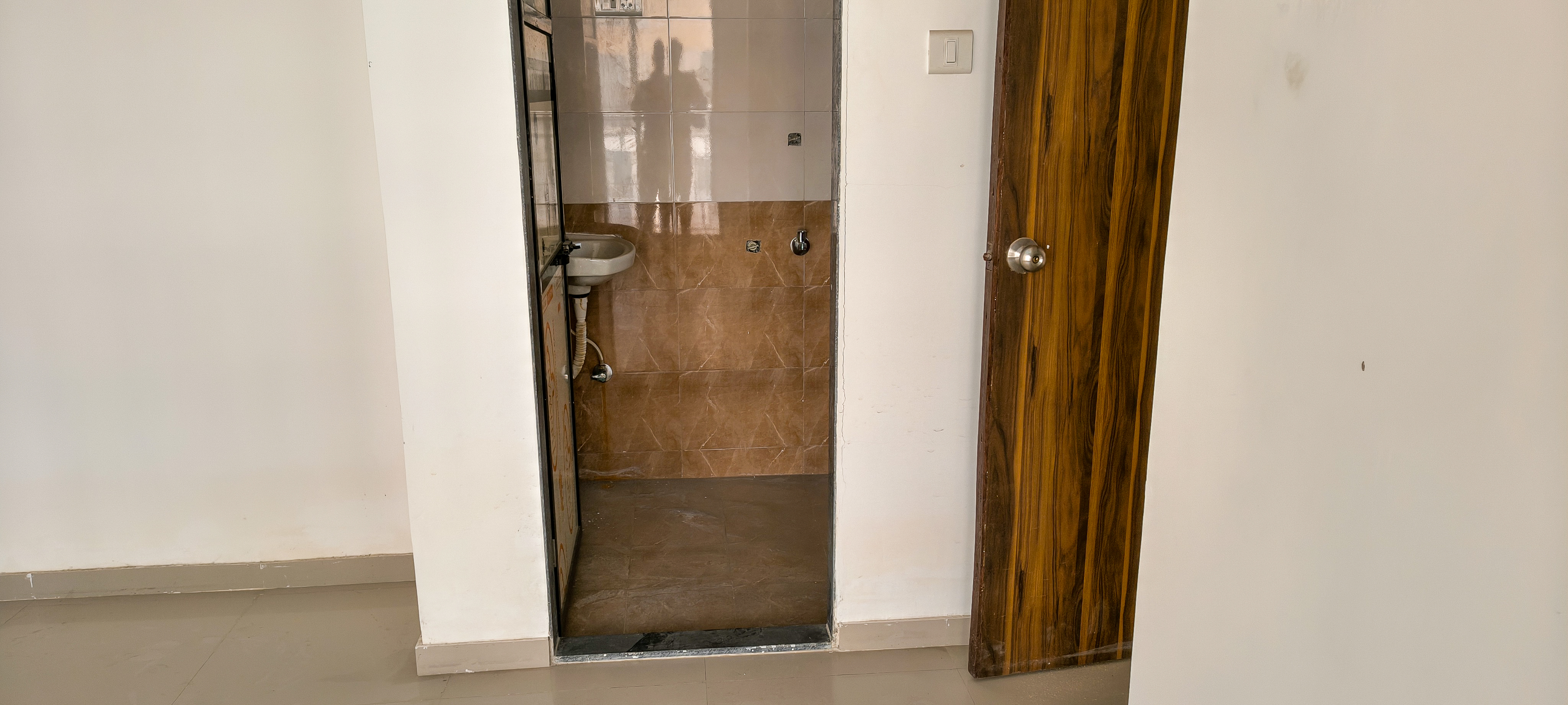 2 BHK Flat for Sale in PARAMOUNT ENCLAVE PHASE 2, Palghar, Palghar — photo 9