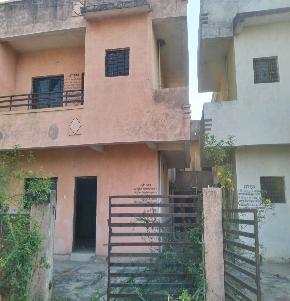 Flat for Sale in Chicholi — photo 1