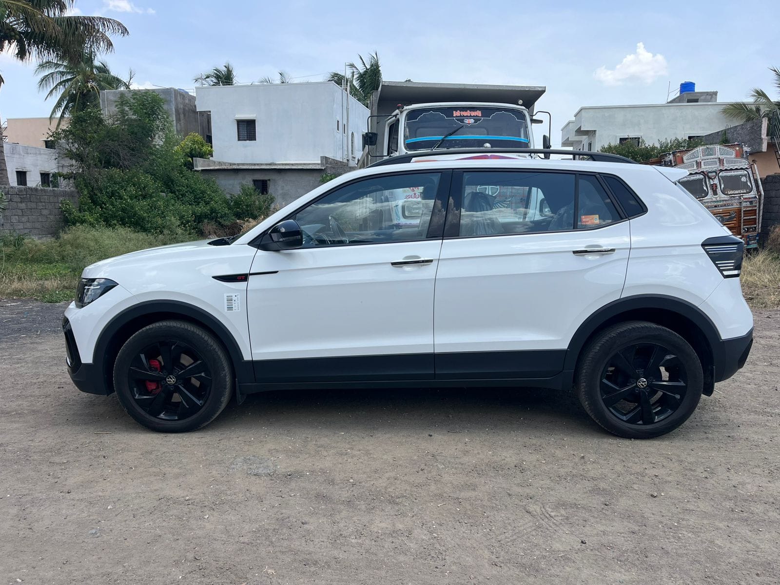SUV CAR for Sale in AHILYANAGAR, Ahmednagar — photo 2