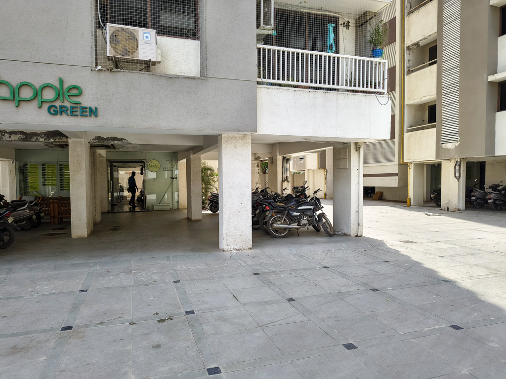 Flat for Sale in Paddhari — photo 3