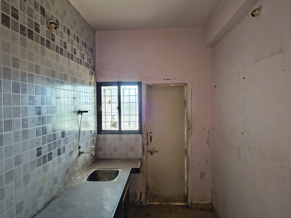 Flat for Sale in Rajkot — photo 8