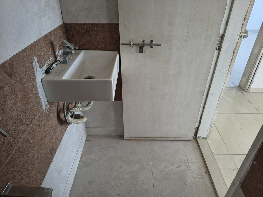 Flat for Sale in Paddhari — photo 4