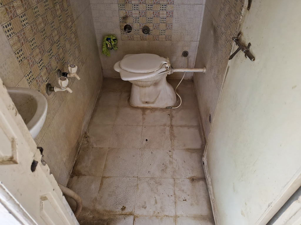 Flat for Sale in Rajkot — photo 9