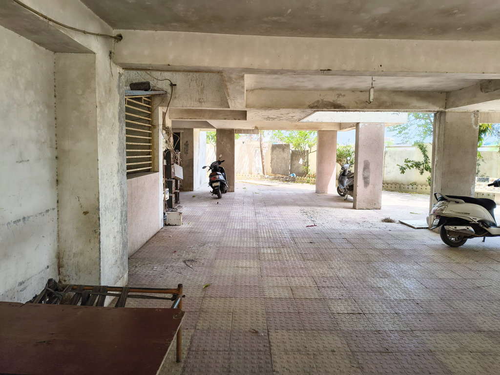 Flat for Sale in Rajkot — photo 3