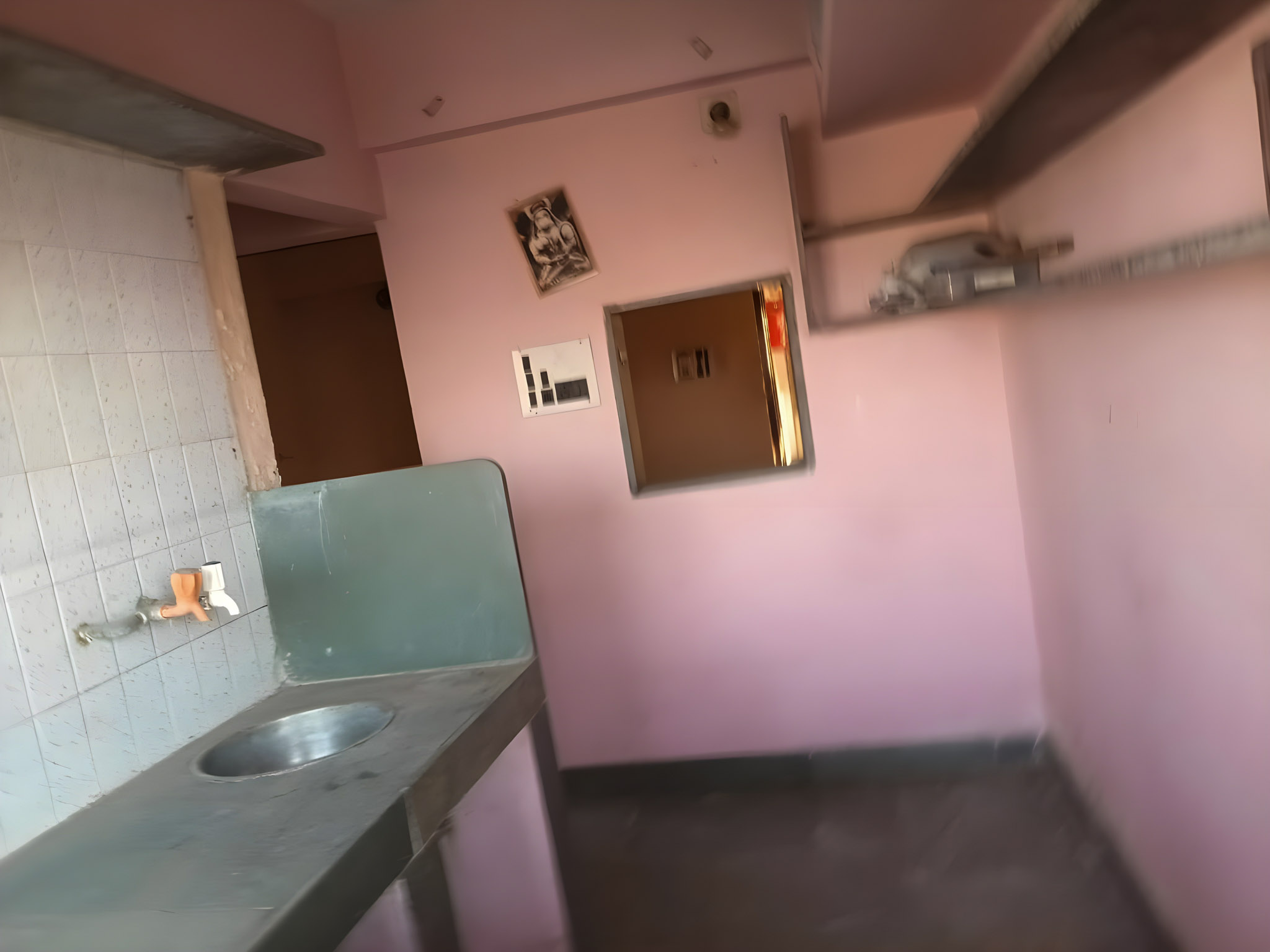 Flat for Sale in SHRI DUTT NIWAS APPARTMENT CO. OP. HOUSING SOC. LTD., DANDIA BAZAAR, VADODARA, Vadodara — photo 3
