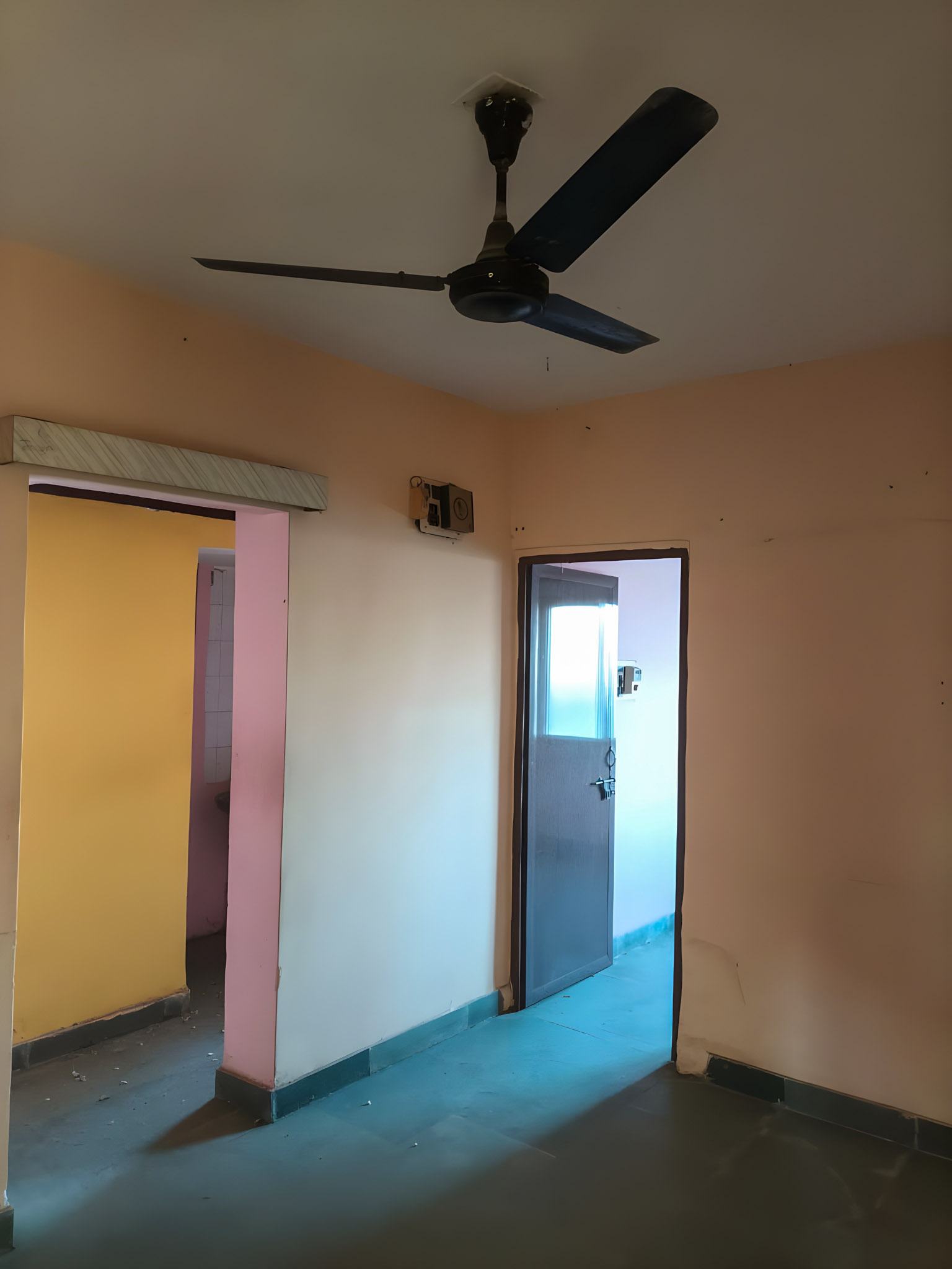 Flat for Sale in SHRI DUTT NIWAS APPARTMENT CO. OP. HOUSING SOC. LTD., DANDIA BAZAAR, VADODARA, Vadodara — photo 7