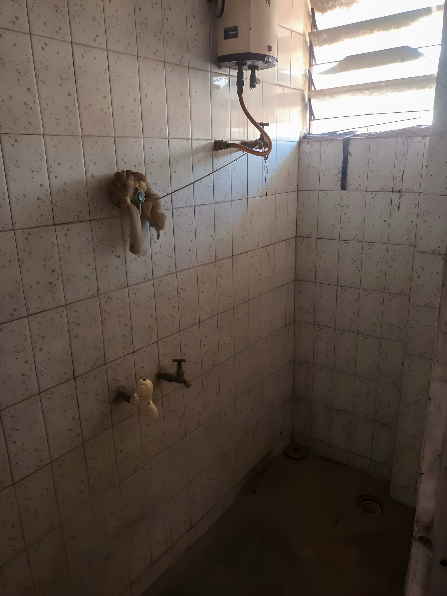 Flat for Sale in SHRI DUTT NIWAS APPARTMENT CO. OP. HOUSING SOC. LTD., DANDIA BAZAAR, VADODARA, Vadodara — photo 14