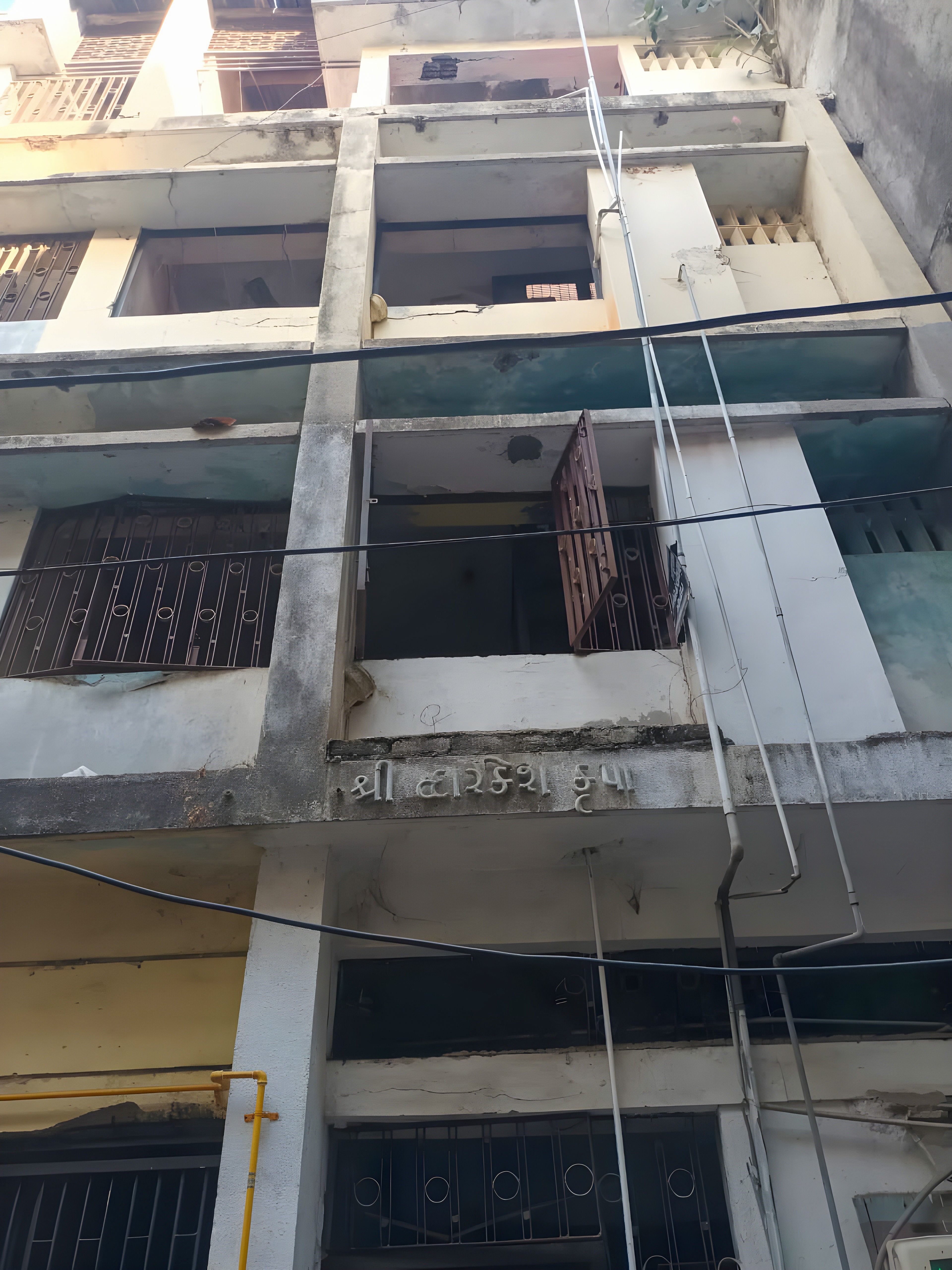 Flat for Sale in Dwarkesh Krupa, Chokhandi Main Road, Vadodara, Vadodara — photo 3