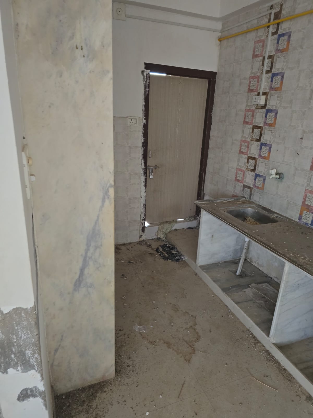 Flat for Sale in Himmatnagar — photo 2