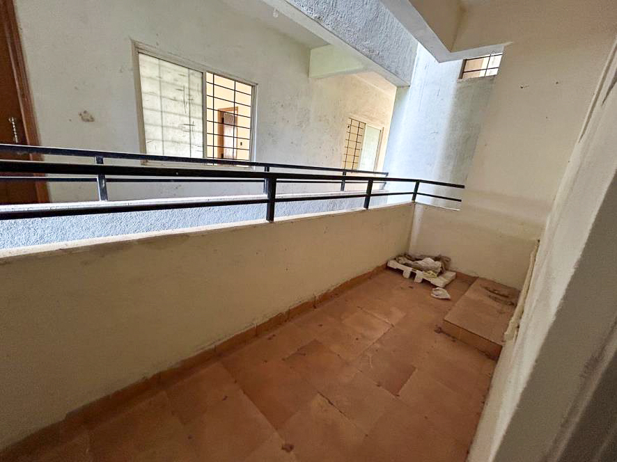 Flat for Sale in Bengaluru — photo 2