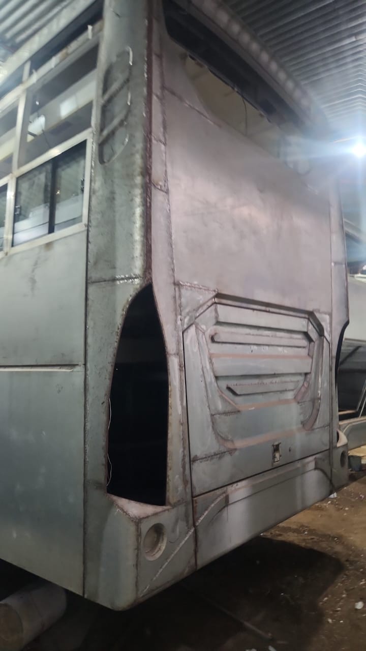 COMMERCIAL VEHICLE for Sale in Salboni — photo 6