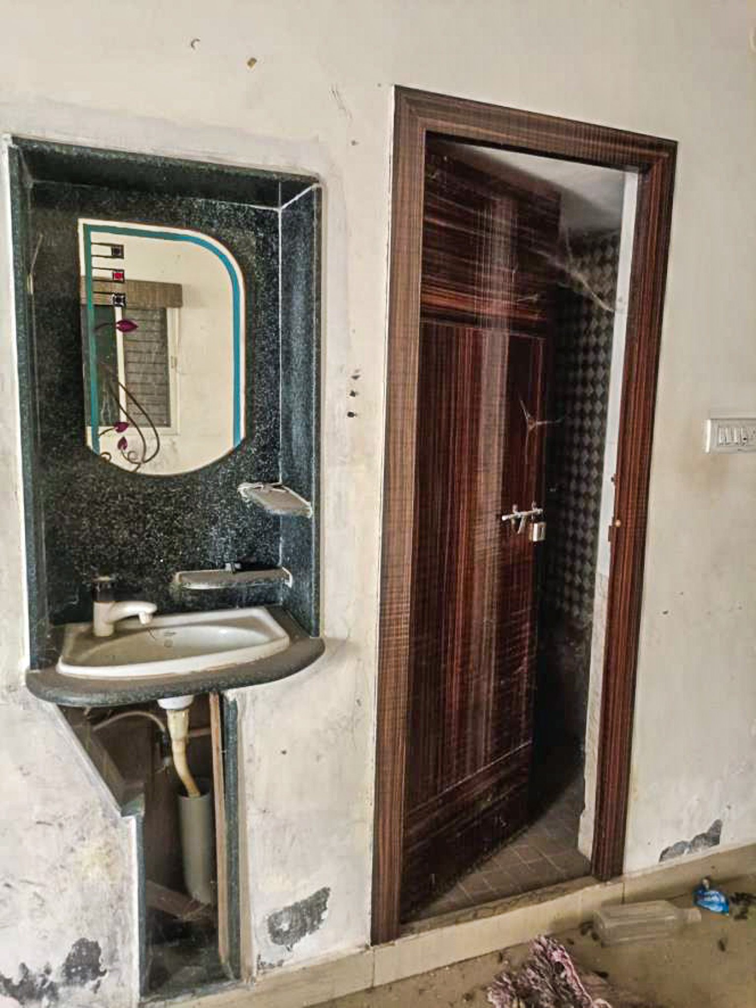 Flat for Sale in Vasudeva Naidu Street, Ballari, Ballari — photo 12