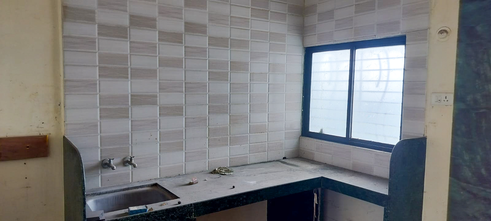 Flat for Sale in JAY PLAZA, SOLAPUR, Solapur — photo 6