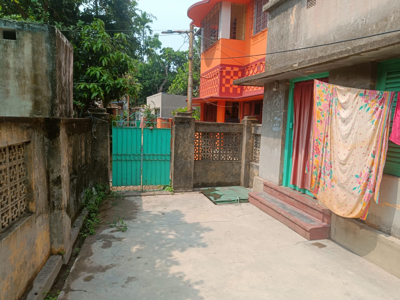 Individual House for Sale in Rakshit Para Road Mondirtala SARSUNA Behala Kolkata, Kolkata — photo 5