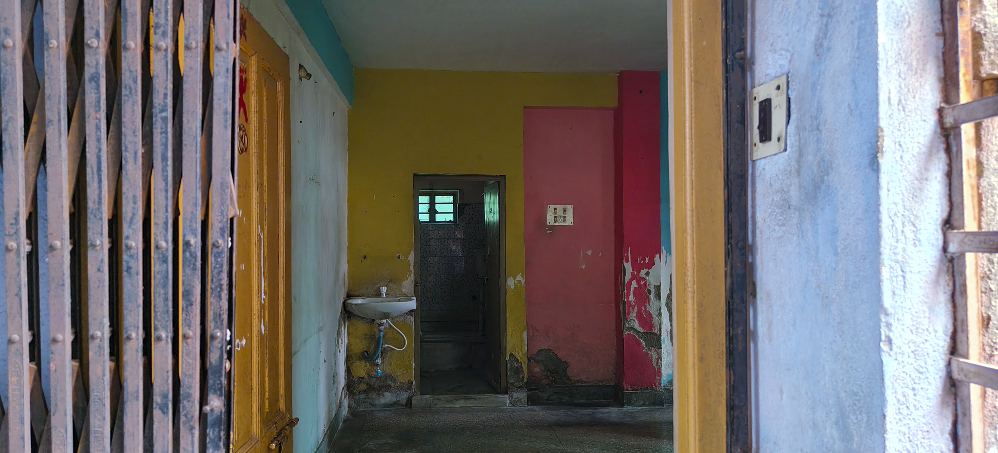 2 BHK Flat for Sale in Sushil Apartment, Rakhal Mukherjee Road Sarsuna Behala beside Sishu Kalyan School, Kolkata — photo 8