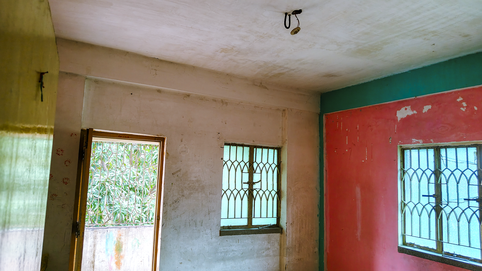 2 BHK Flat for Sale in Sushil Apartment, Rakhal Mukherjee Road Sarsuna Behala beside Sishu Kalyan School, Kolkata — photo 2