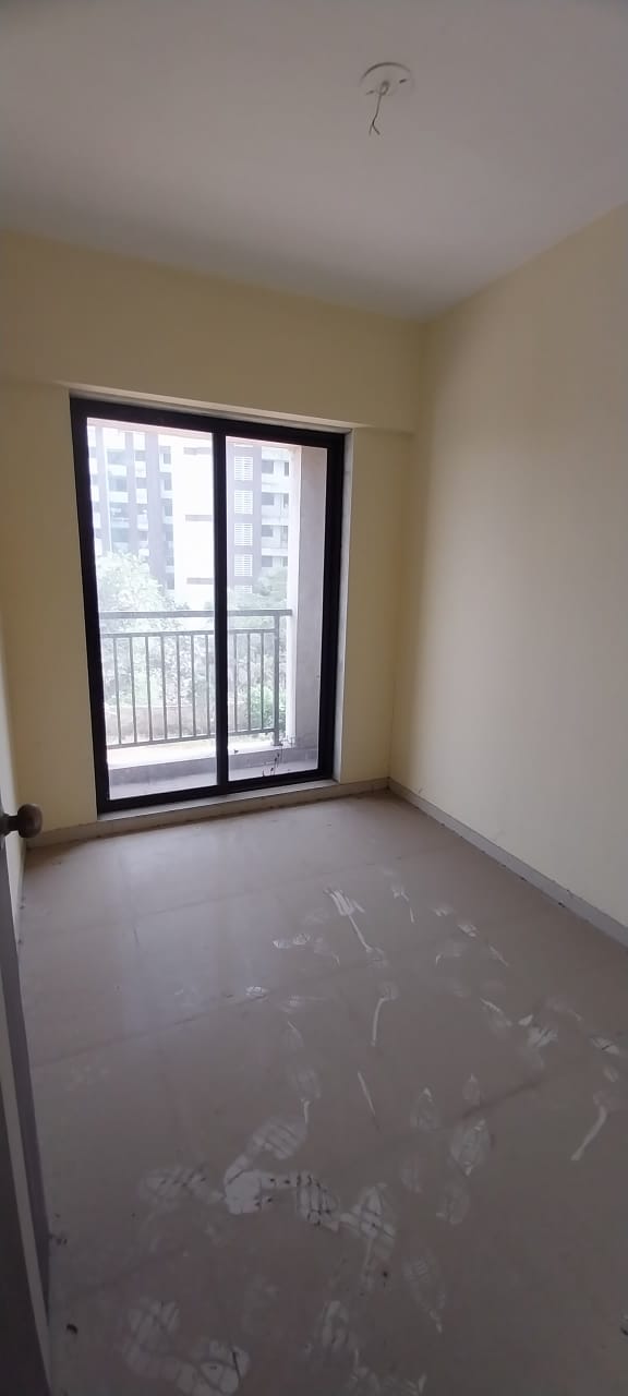 2 BHK Flat for Sale in Padle Gaon, Off. Kalyan Shilphata Road, Kalyan — photo 6