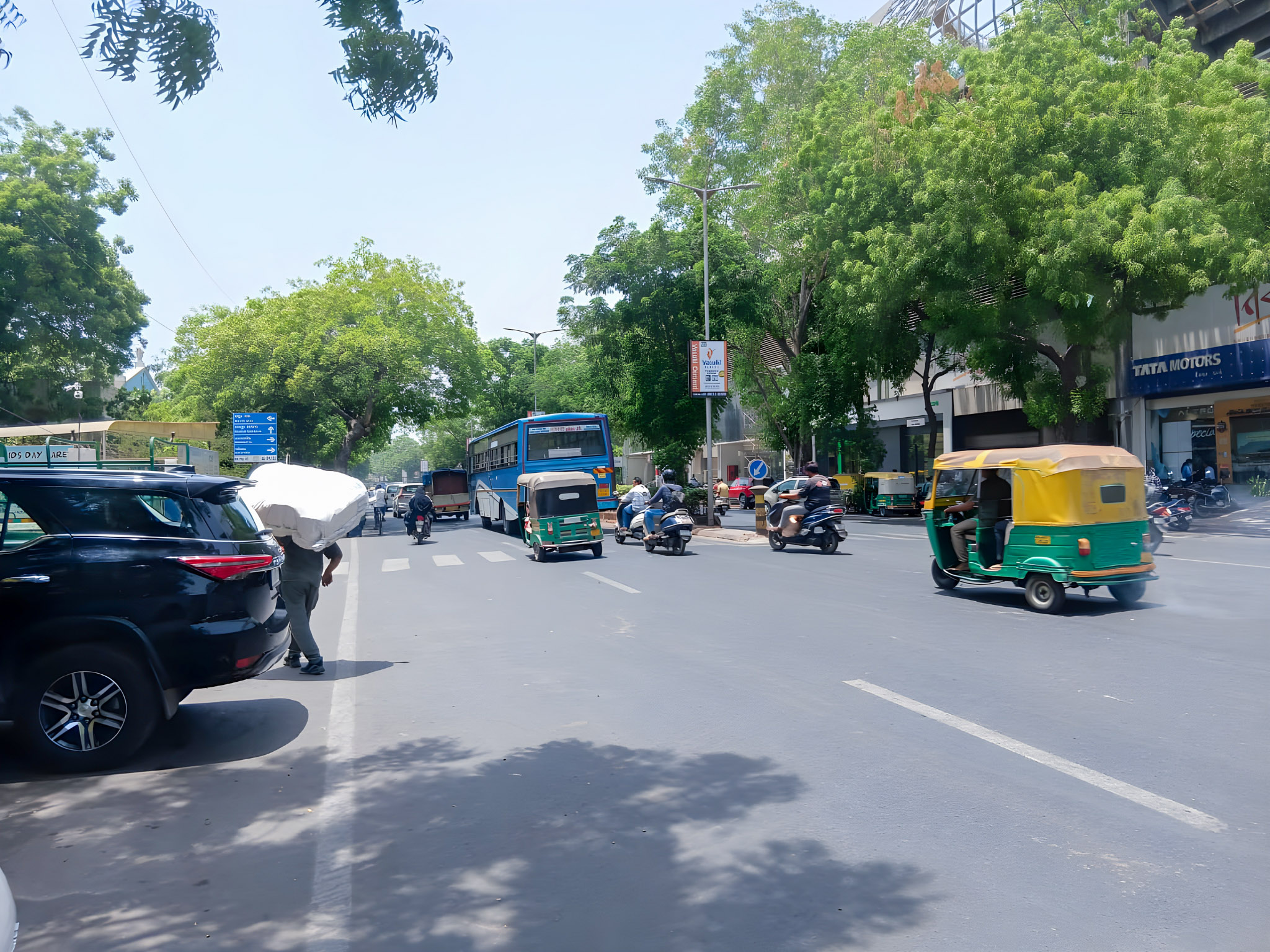 Shops for Sale in Ahmedabad — photo 3