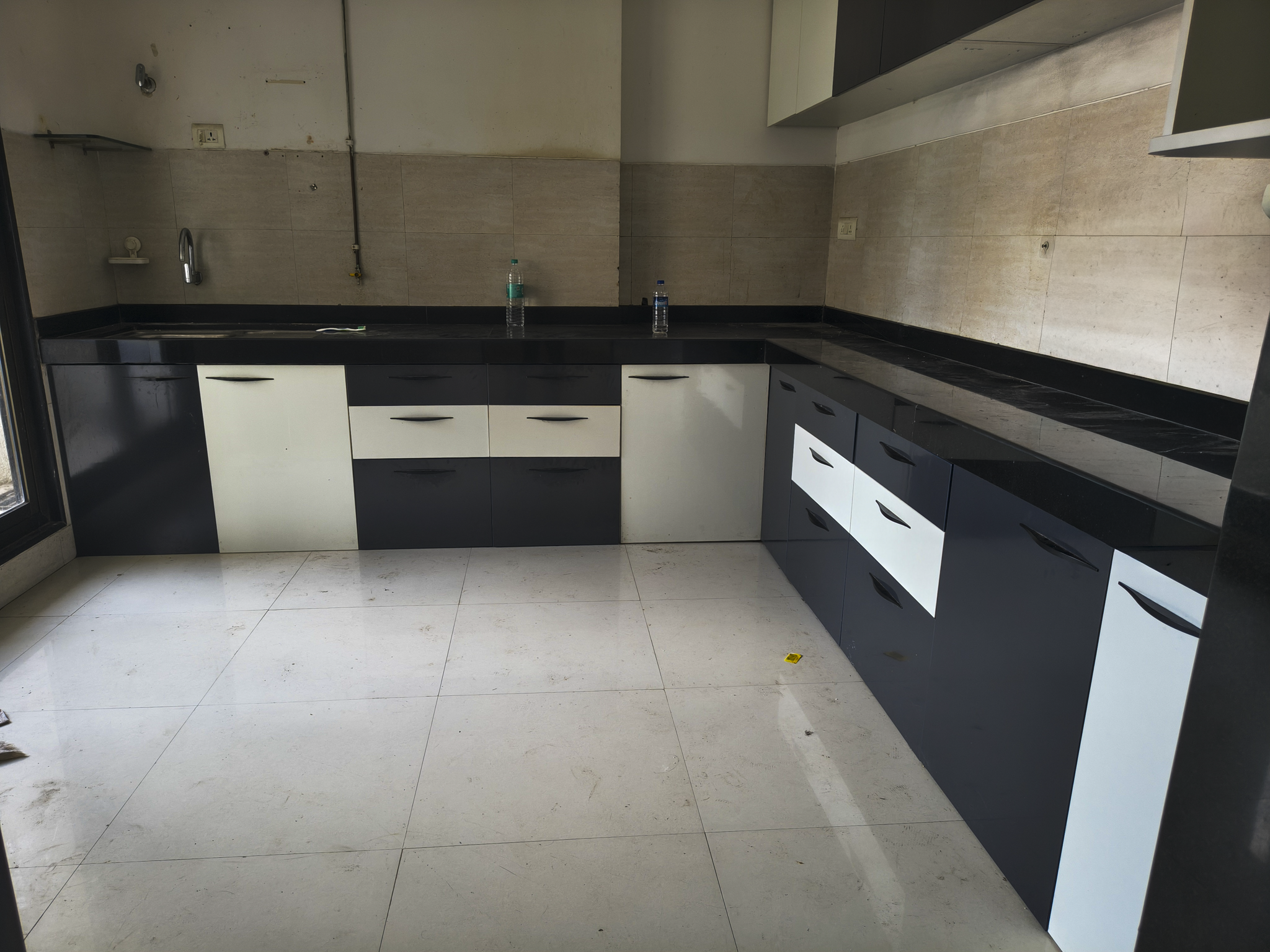Flat for Sale in Kanakia Building known as LEVELS, Malad, Mumbai — photo 17