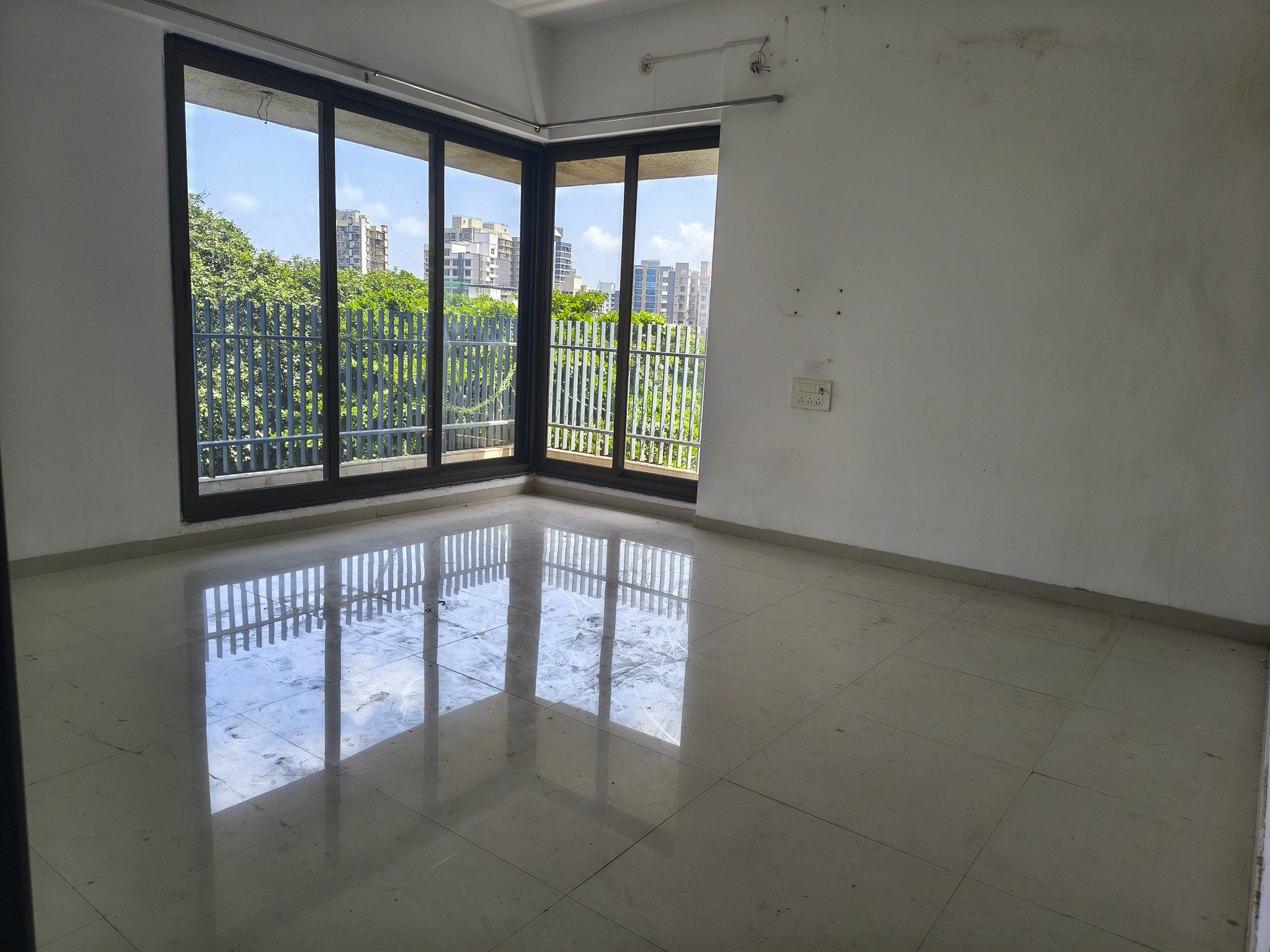 Flat for Sale in Kanakia Building known as LEVELS, Malad, Mumbai — photo 5