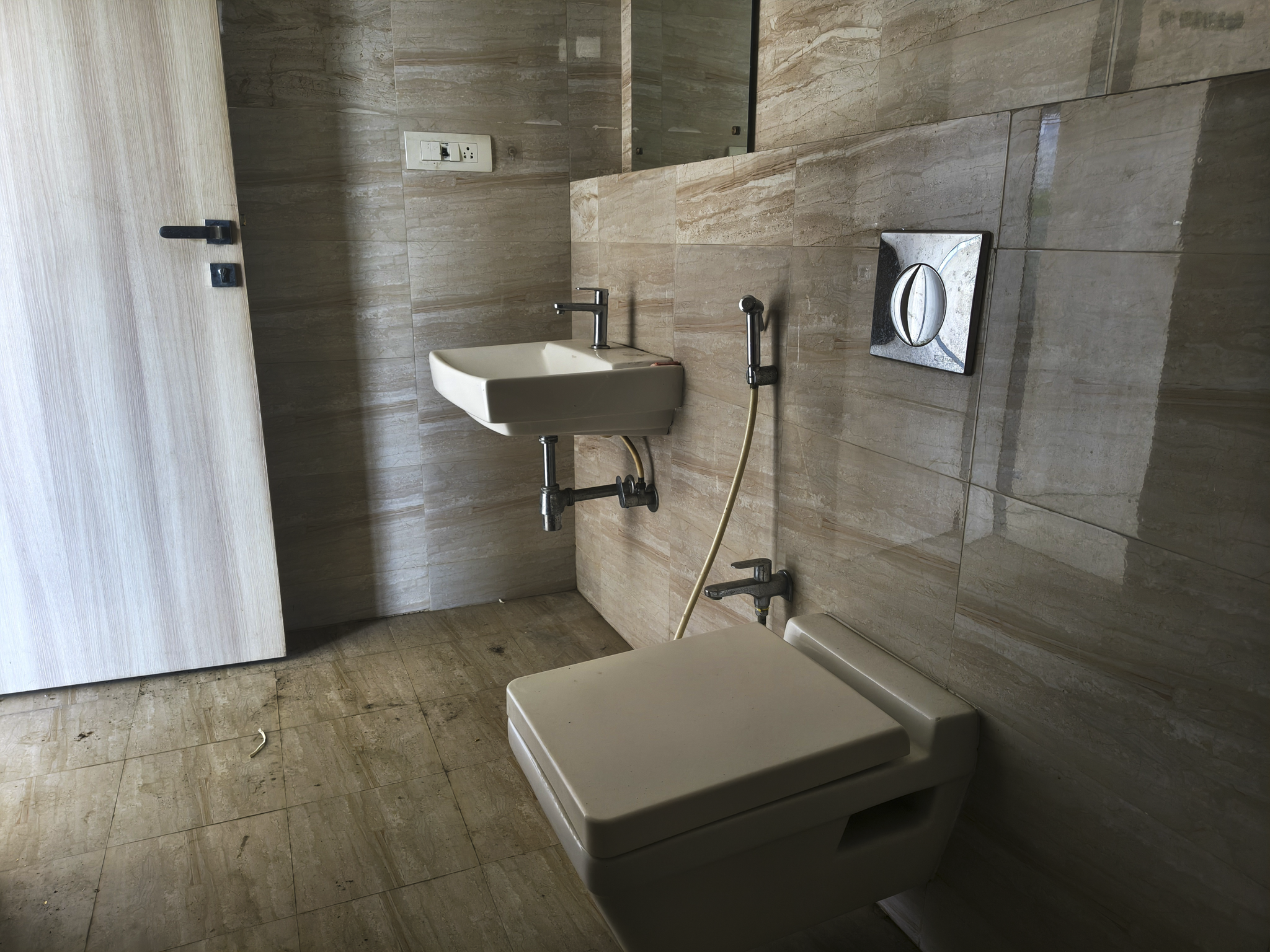 Flat for Sale in Kanakia Building known as LEVELS, Malad, Mumbai — photo 6