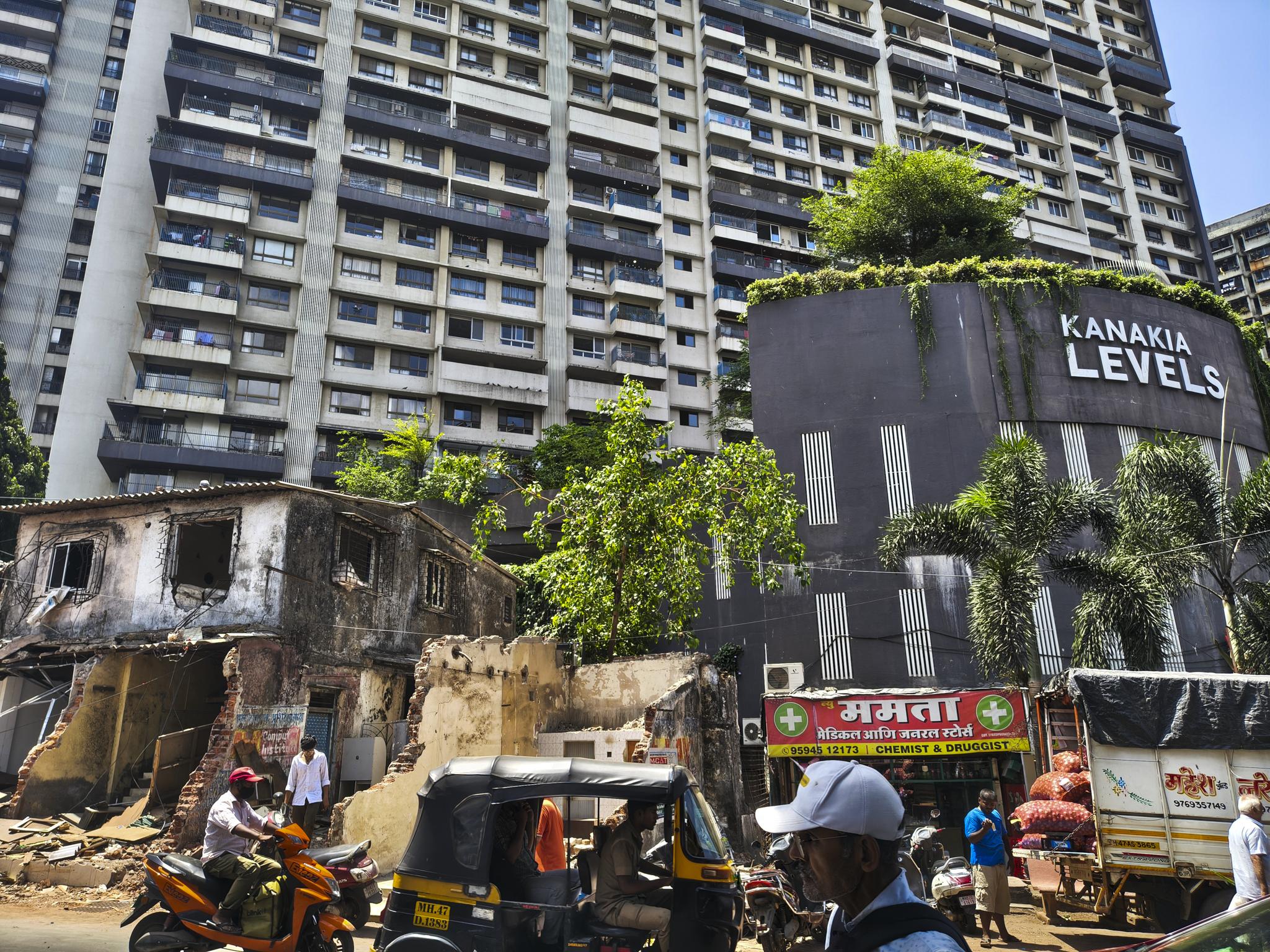 Flat for Sale in Kanakia Building known as LEVELS, Malad, Mumbai — photo 24