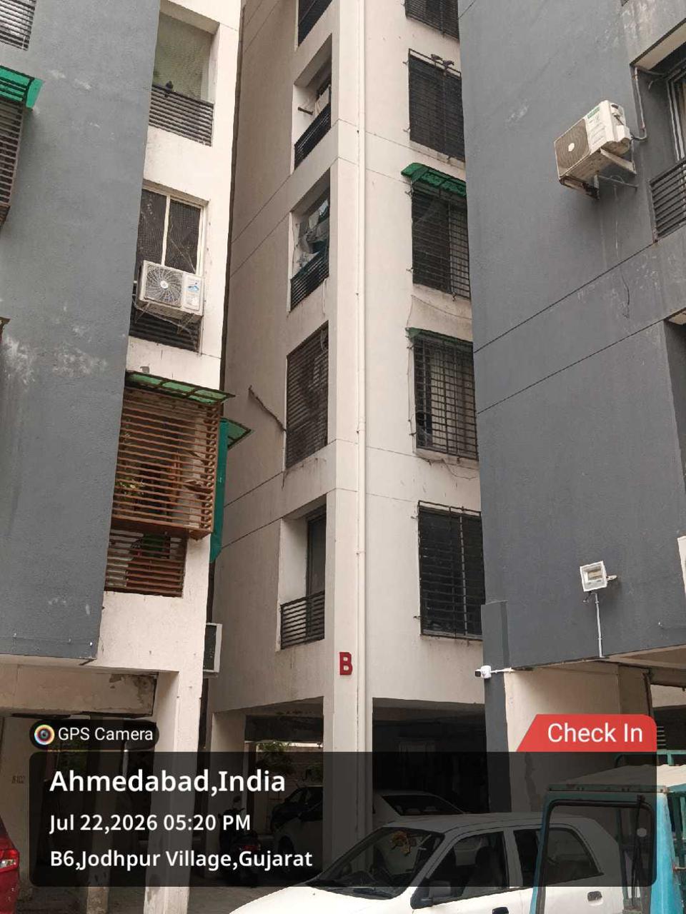 2 BHK Flat for Sale in SHYAM ELEGANCE, SHYAM ELEGANCE, NEAR GOPI DINING HALL, VEJALPUR, AHMEDABAD., Ahmedabad — photo 3