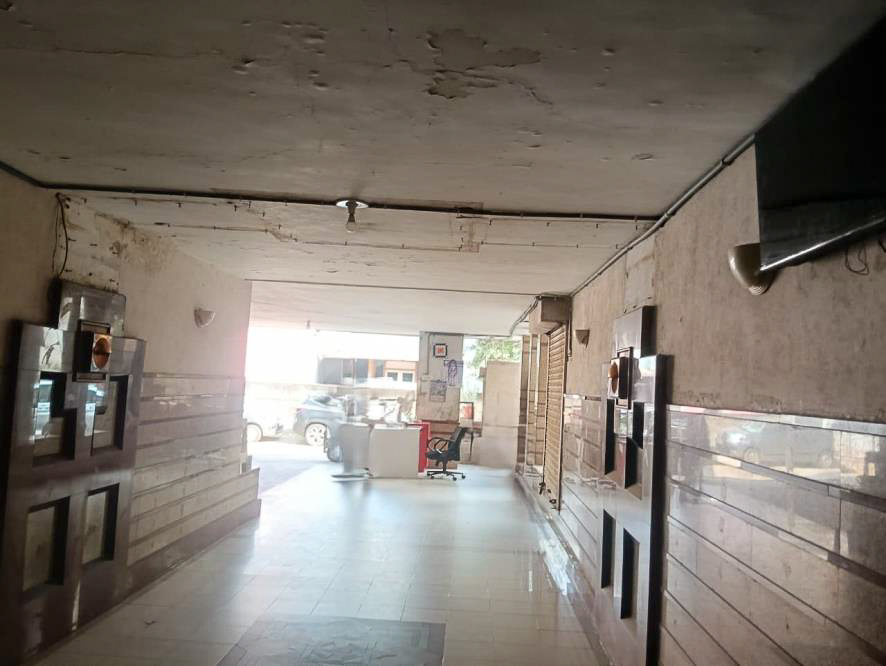 Office for Sale in Ahmedabad — photo 2