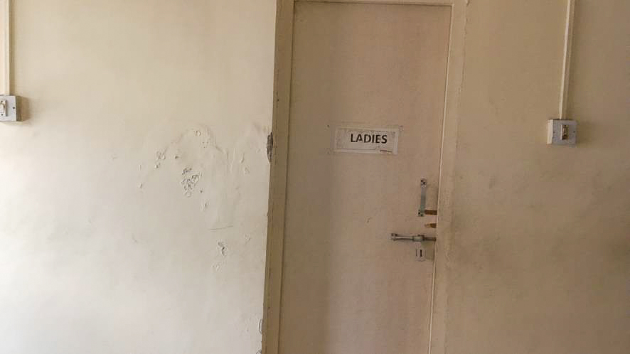 Office for Sale in Ahmedabad — photo 5